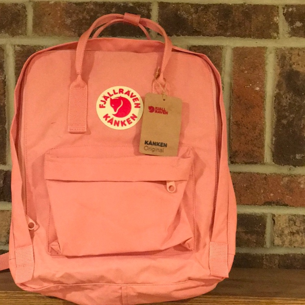 FJALLRAVEN KANKEN BRAND NEW WITH TAGS!!!!